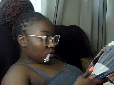 Chichii- online show from February 12, 2026, 3:29 pm