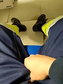 Snapshot of coppiapazza chatting on January 1, 2025, 8:58 pm coppiapazza online show from January 1, 2025, 8:58 pm