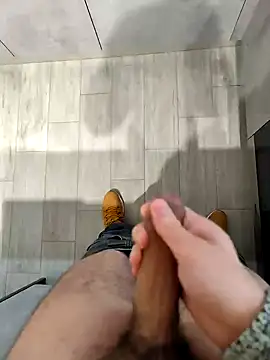 Snapshot of coppiapazza chatting on February 7, 2025, 7:38 pm coppiapazza online show from February 7, 2025, 7:38 pm