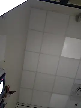 Snapshot of coppiapazza chatting on February 17, 2025, 1:36 am coppiapazza online show from February 17, 2025, 1:36 am