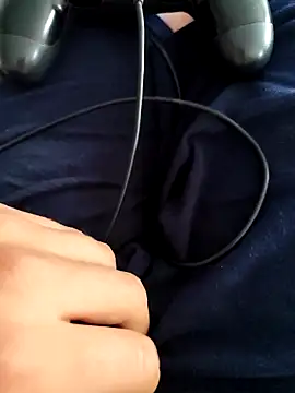 Snapshot of coppiapazza chatting on September 24, 2025, 1:36 pm coppiapazza online show from September 24, 2025, 1:36 pm