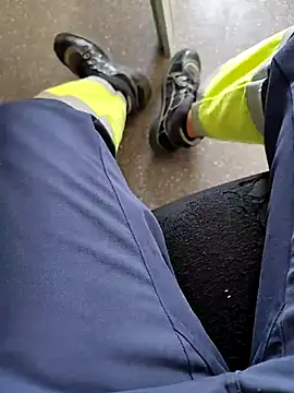 Snapshot of coppiapazza chatting on November 1, 2025, 1:46 pm coppiapazza online show from November 1, 2025, 1:46 pm