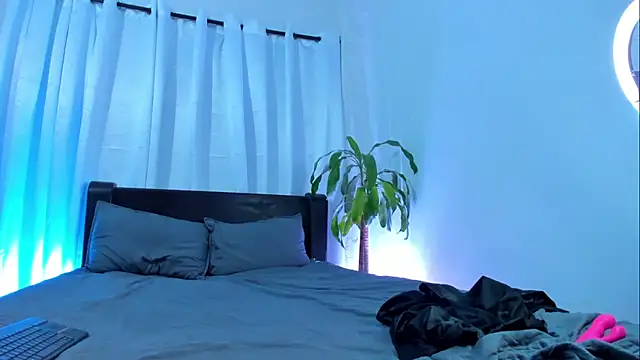 Snapshot of lanaa_paul1 chatting on December 8, 2024, 2:09 pm lanaa paul1 online show from December 8, 2024, 2:09 pm