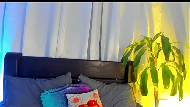 Snapshot of lanaa_paul1 chatting on January 25, 2025, 2:03 pm lanaa paul1 online show from January 25, 2025, 2:03 pm