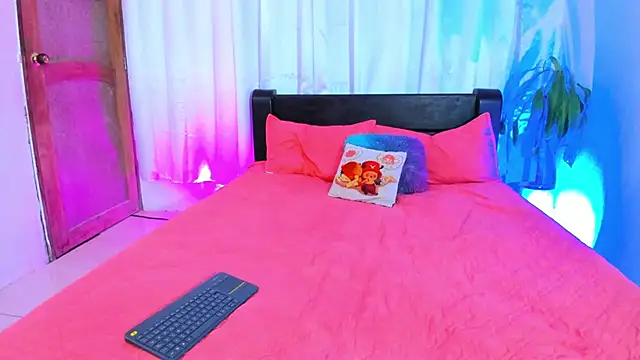 Snapshot of lanaa_paul1 chatting on March 11, 2025, 5:35 pm lanaa paul1 online show from March 11, 2025, 5:35 pm