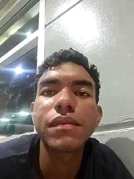 Snapshot of Reynold2608 chatting on January 3, 2025, 1:38 am Reynold2608 online show from January 3, 2025, 1:38 am