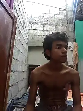 Snapshot of Reynold2608 chatting on September 11, 2025, 7:14 pm Reynold2608 online show from September 11, 2025, 7:14 pm