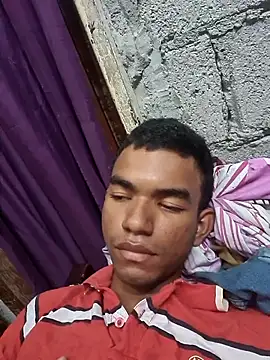 Snapshot of Reynold2608 chatting on November 19, 2025, 3:45 pm Reynold2608 online show from November 19, 2025, 3:45 pm