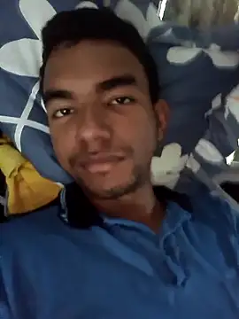 Snapshot of Reynold2608 chatting on November 29, 2025, 4:32 pm Reynold2608 online show from November 29, 2025, 4:32 pm