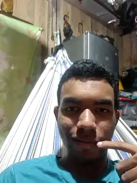 Snapshot of Reynold2608 chatting on December 4, 2025, 3:27 am Reynold2608 online show from December 4, 2025, 3:27 am