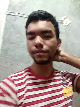 Snapshot of Reynold2608 chatting on December 18, 2025, 4:13 pm Reynold2608 online show from December 18, 2025, 4:13 pm