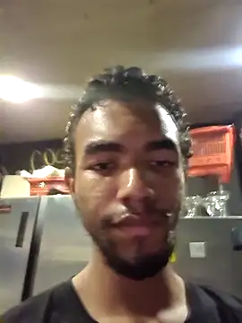 Snapshot of Reynold2608 chatting on February 25, 2026, 7:56 pm Reynold2608 online show from February 25, 2026, 7:56 pm