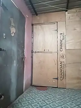 queensenorita online show from March 17, 2025, 8:51 am