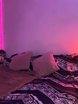 Snapshot of Nina-Chick777 chatting on February 10, 2025, 8:42 am Nina-Chick777 online show from February 10, 2025, 8:42 am