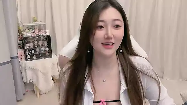 Stars Elyn online show from December 4, 2024, 12:14 pm