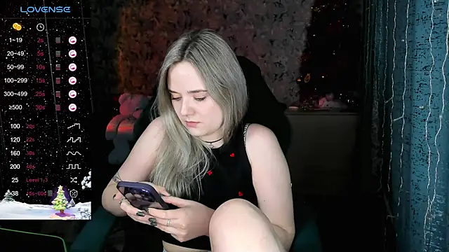 Your small bunny online show from January 9, 2025, 12:30 pm