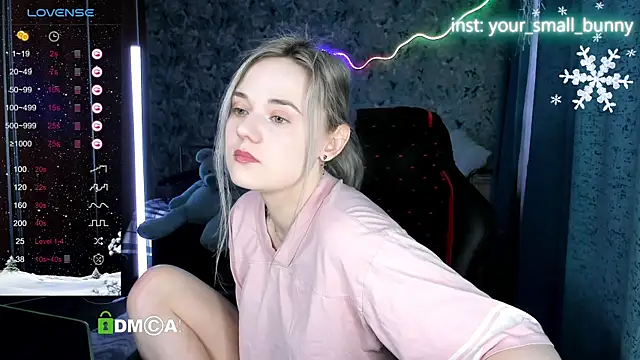 Your small bunny online show from January 12, 2026, 3:01 am