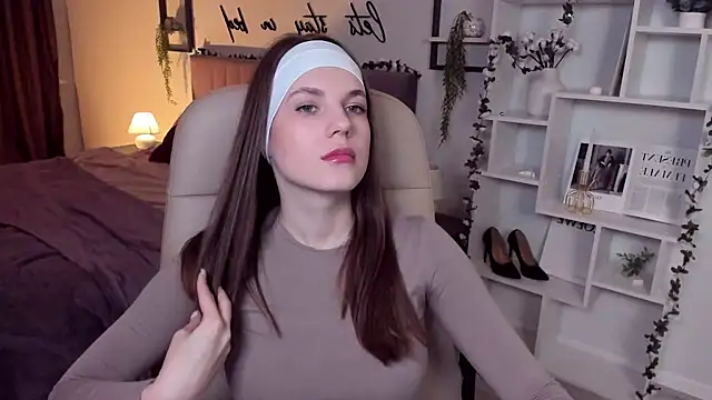 Snapshot of BellaSweetHeart chatting on January 21, 2025, 12:07 pm BellaSweetHeart online show from January 21, 2025, 12:07 pm