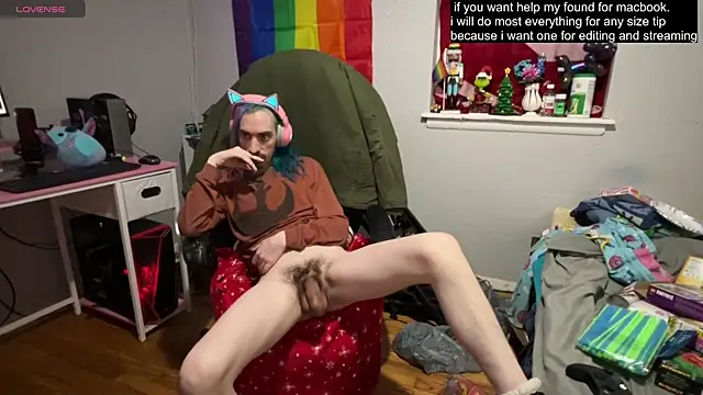 tallnerdyguy online show from March 6, 2025, 2:41 am