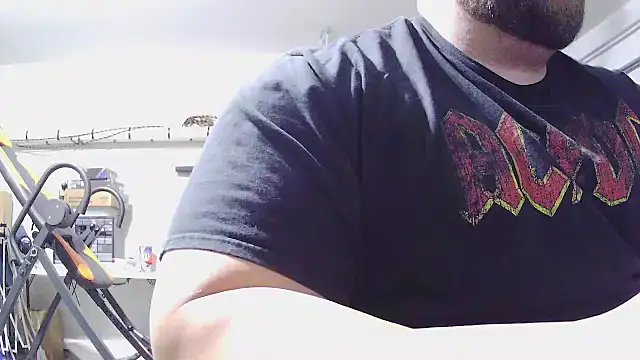 Strong Bear89 online show from February 16, 2026, 6:59 pm