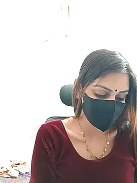 Tisha-01 online show from November 19, 2025, 1:33 pm