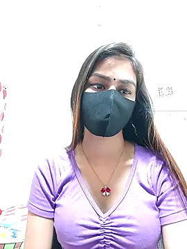 Snapshot of Tisha-01 chatting on April 3, 2026, 2:31 am Tisha-01 online show from April 3, 2026, 2:31 am