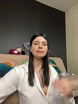 CurlyLara online show from March 18, 2025, 5:21 pm