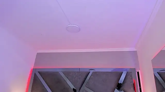 Snapshot of AmberiniHoffman chatting on March 5, 2025, 11:49 am AmberiniHoffman online show from March 5, 2025, 11:49 am