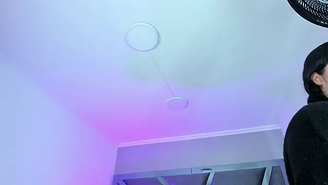 Snapshot of AmberiniHoffman chatting on October 22, 2025, 11:54 am AmberiniHoffman online show from October 22, 2025, 11:54 am