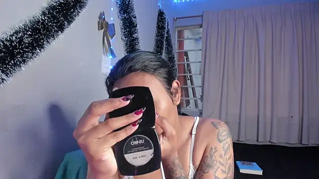 Snapshot of Brunettesexy0 chatting on November 18, 2025, 2:54 pm Brunettesexy0 online show from November 18, 2025, 2:54 pm