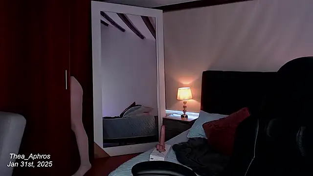 Snapshot of Thea_Aphros_ chatting on January 31, 2025, 9:26 pm Thea Aphros online show from January 31, 2025, 9:26 pm