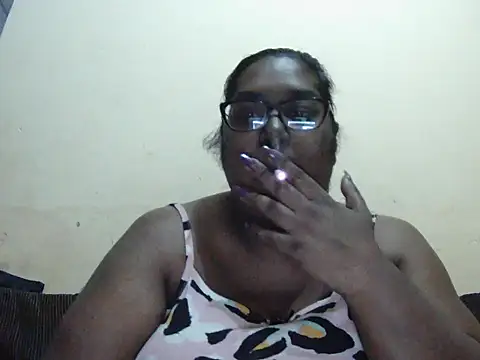 Snapshot of Sexy_Tigress26 chatting on October 19, 2025, 9:48 pm Sexy Tigress26 online show from October 19, 2025, 9:48 pm