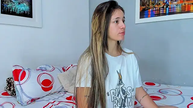 Snapshot of naughtyloverss chatting on January 23, 2025, 11:58 am naughtyloverss online show from January 23, 2025, 11:58 am