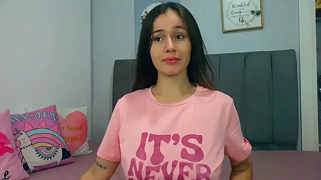 naughtyloverss online show from February 11, 2026, 1:27 pm