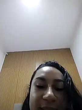 yummi  priv online show from April 30, 2026, 1:34 am