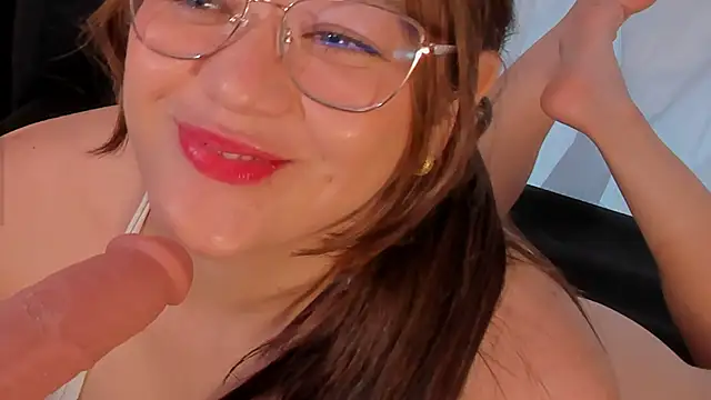 Snapshot of divine_sin chatting on May 19, 2026, 7:09 pm divine sin online show from May 19, 2026, 7:09 pm