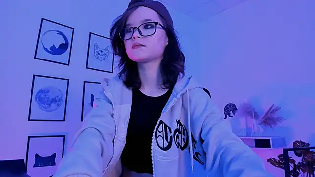 Elainebeness online show from December 20, 2024, 7:17 pm