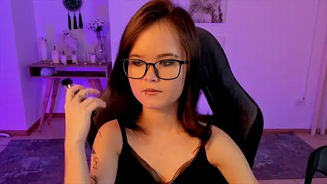 Elainebeness online show from January 26, 2025, 2:03 am