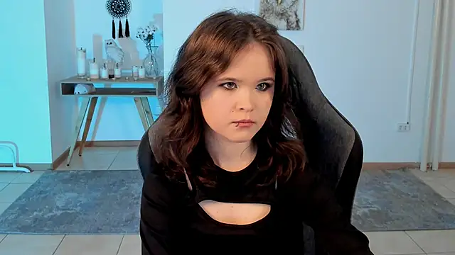 Elainebeness online show from January 31, 2025, 7:18 pm