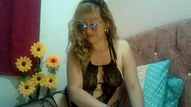 Snapshot of taylor198115 chatting on January 17, 2025, 7:41 am taylor198115 online show from January 17, 2025, 7:41 am