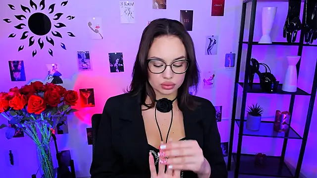 JaneWyatt online show from March 11, 2025, 11:33 am