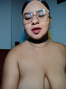 Snapshot of Princess_Lau chatting on July 9, 2026, 3:21 am Princess Lau online show from July 9, 2026, 3:21 am