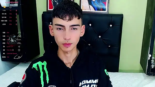 Snapshot of ttimy_x_boy chatting on January 28, 2025, 1:38 pm ttimy x boy online show from January 28, 2025, 1:38 pm