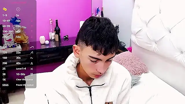 Snapshot of ttimy_x_boy chatting on January 30, 2025, 9:36 am ttimy x boy online show from January 30, 2025, 9:36 am