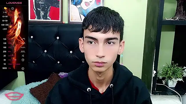 Snapshot of ttimy_x_boy chatting on February 20, 2025, 7:52 pm ttimy x boy online show from February 20, 2025, 7:52 pm