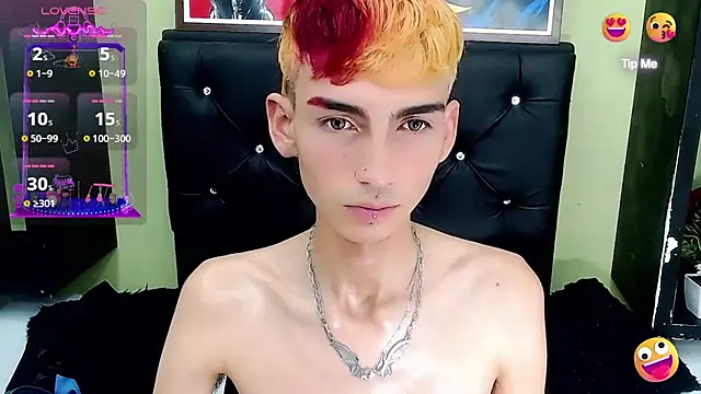 Snapshot of ttimy_x_boy chatting on March 14, 2025, 12:43 am ttimy x boy online show from March 14, 2025, 12:43 am