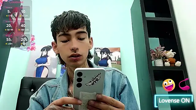 Snapshot of ttimy_x_boy chatting on October 28, 2025, 2:31 pm ttimy x boy online show from October 28, 2025, 2:31 pm