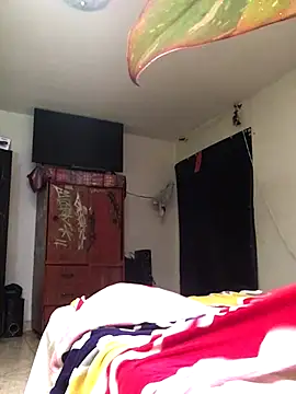 Miss oliviaa online show from September 8, 2025, 2:38 pm