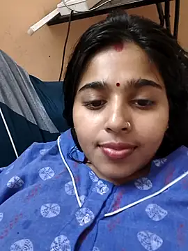 Snapshot of Sweet-Rani chatting on May 15, 2026, 5:42 pm Sweet-Rani online show from May 15, 2026, 5:42 pm