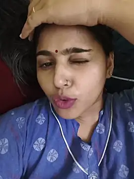 Snapshot of Sweet-Rani chatting on May 28, 2026, 6:49 pm Sweet-Rani online show from May 28, 2026, 6:49 pm
